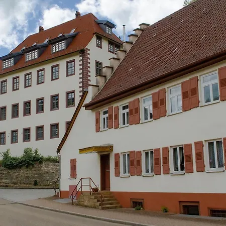 Grosszuegiges-apartment-auf-schloss-muehlen Διαμέρισμα